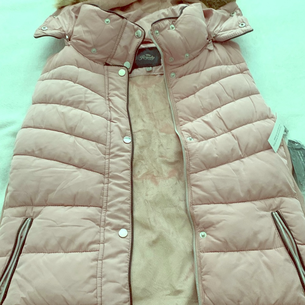Royalty blush vest with hood
